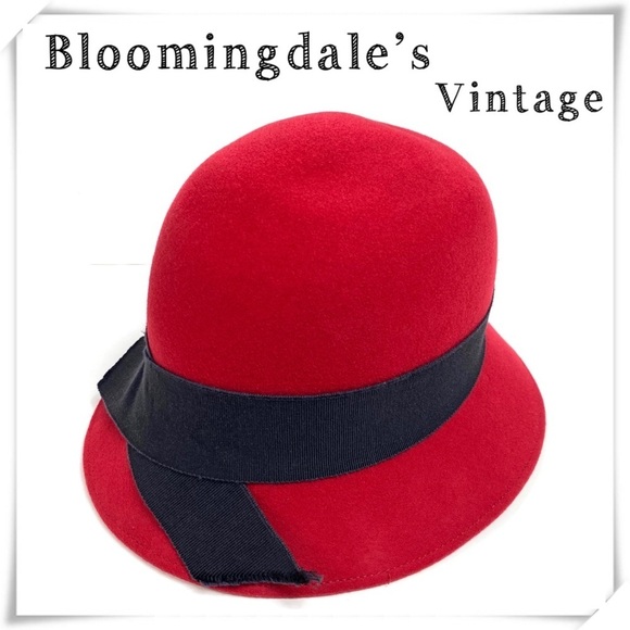 BLOOMINGDALE’S Vintage Felt Classic Cloche Hat in Red - Picture 1 of 9